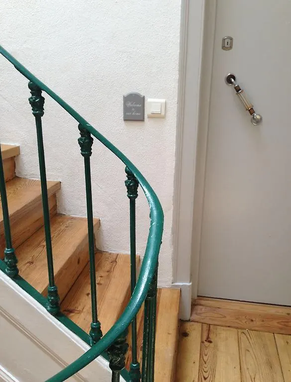 Lisbon Apartment Bairro Alto - Bica 3